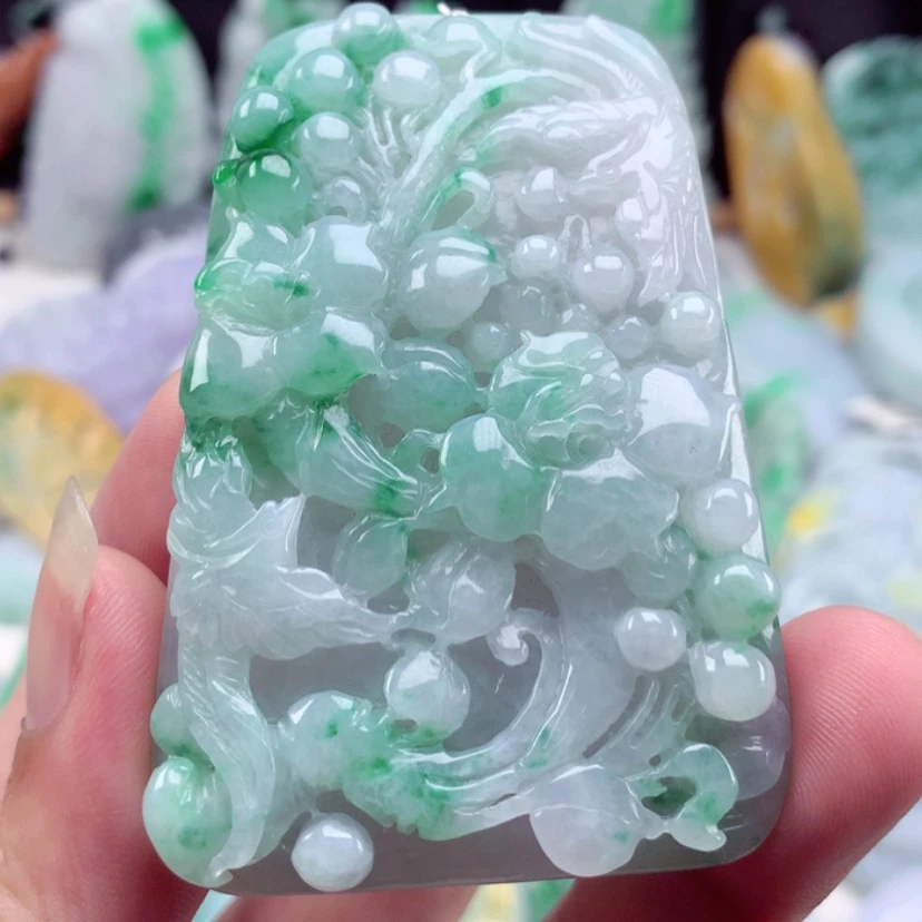 【闪购商品】翡翠吊坠(不含链)未镶嵌
