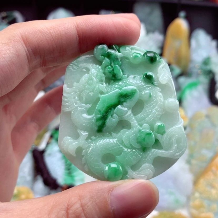【闪购商品】翡翠吊坠(不含链)未镶嵌