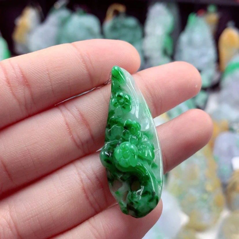 【闪购商品】翡翠吊坠(不含链)未镶嵌