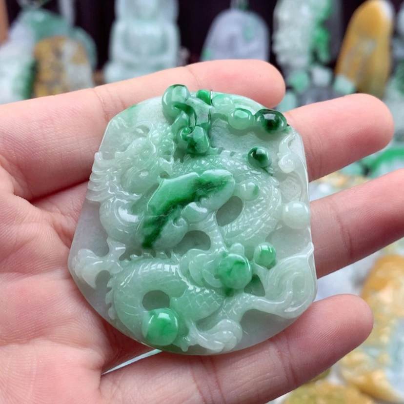 【闪购商品】翡翠吊坠(不含链)未镶嵌