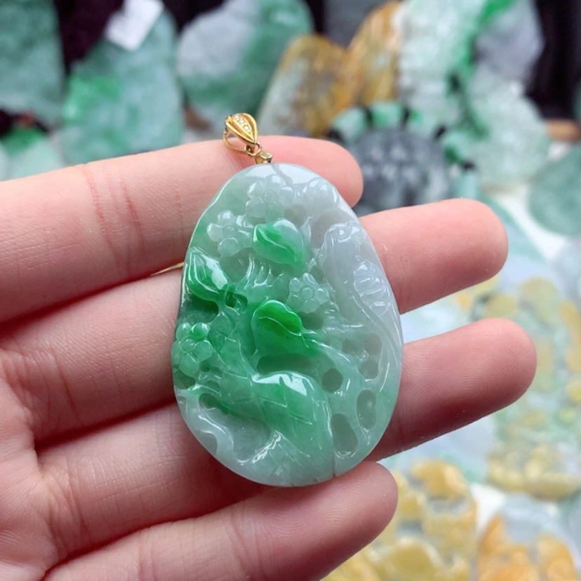 【闪购商品】翡翠吊坠(不含链)未镶嵌