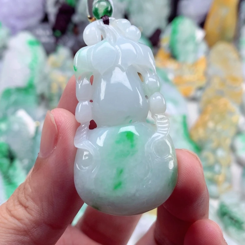 【闪购商品】翡翠吊坠(不含链)未镶嵌