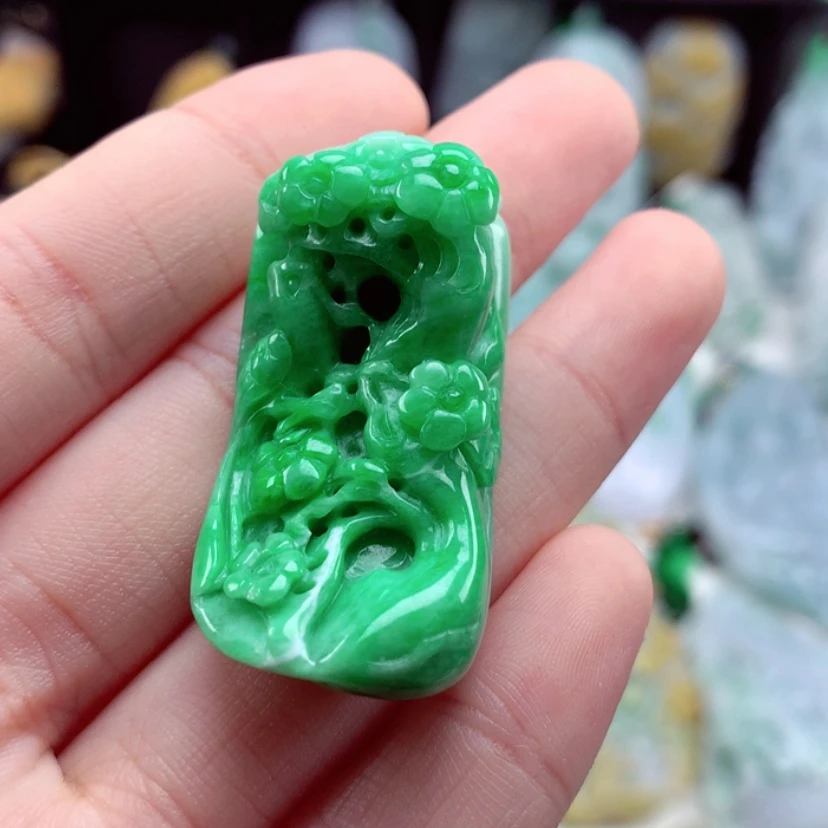 【闪购商品】翡翠吊坠(不含链)未镶嵌
