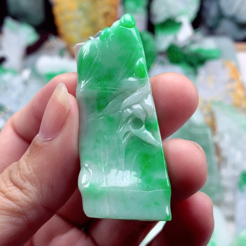 【闪购商品】翡翠颈饰未镶嵌h***y