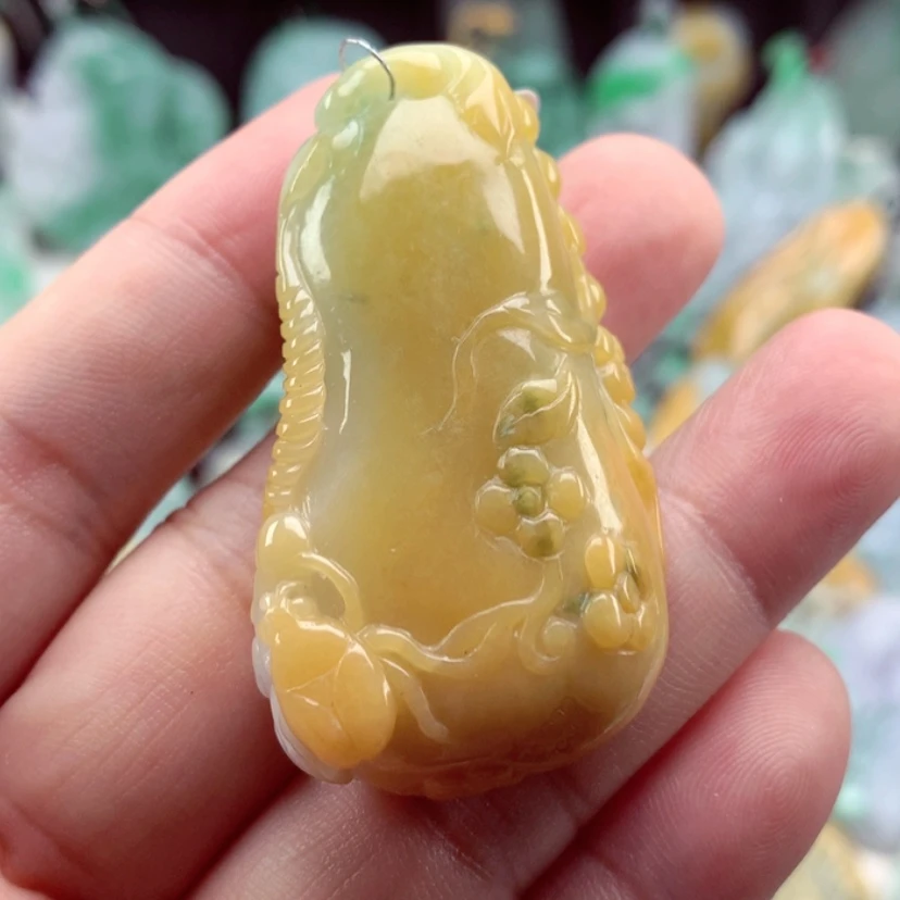 【闪购商品】翡翠吊坠(不含链)未镶嵌