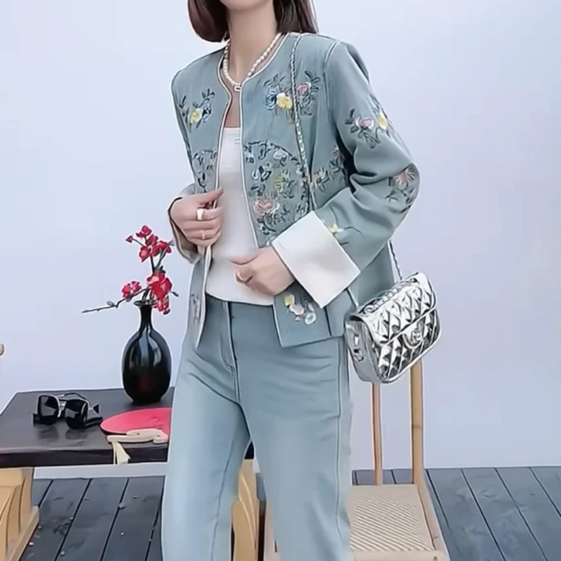 早春新款复古设计百搭新中式国风国潮刺绣盘扣显瘦牛仔外套女上衣