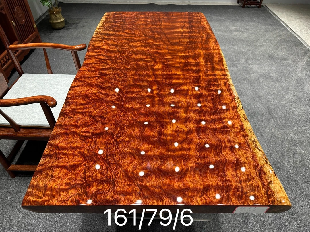 闪光纹巴花大板桌自然边 161*79*6