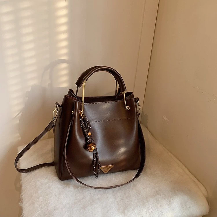 【上宽22下宽26高24厚13】【增挂件】新款时尚百搭单肩斜挎包638