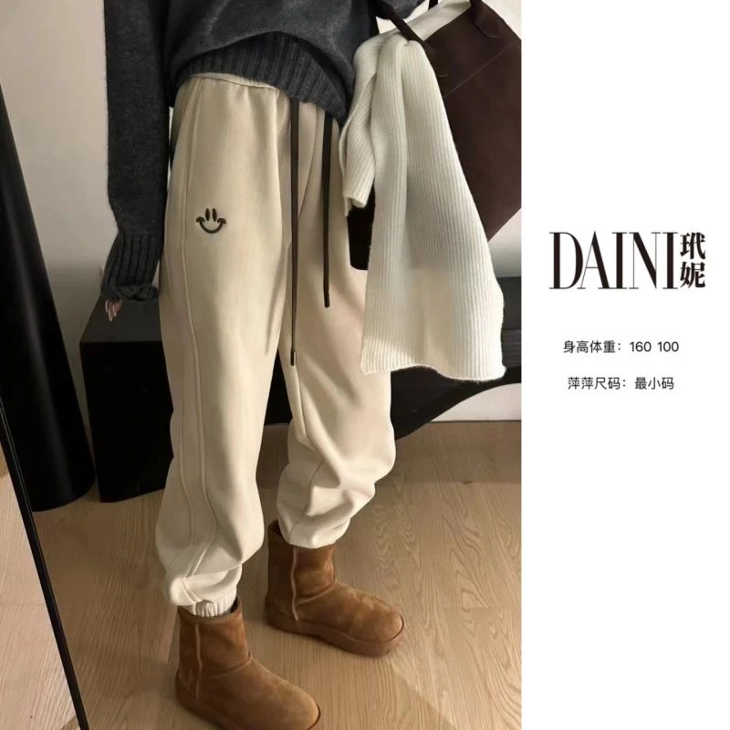 【萍萍推荐】冬季 笑脸刺绣中高腰加厚松紧腰束脚裤 休闲加绒休闲裤