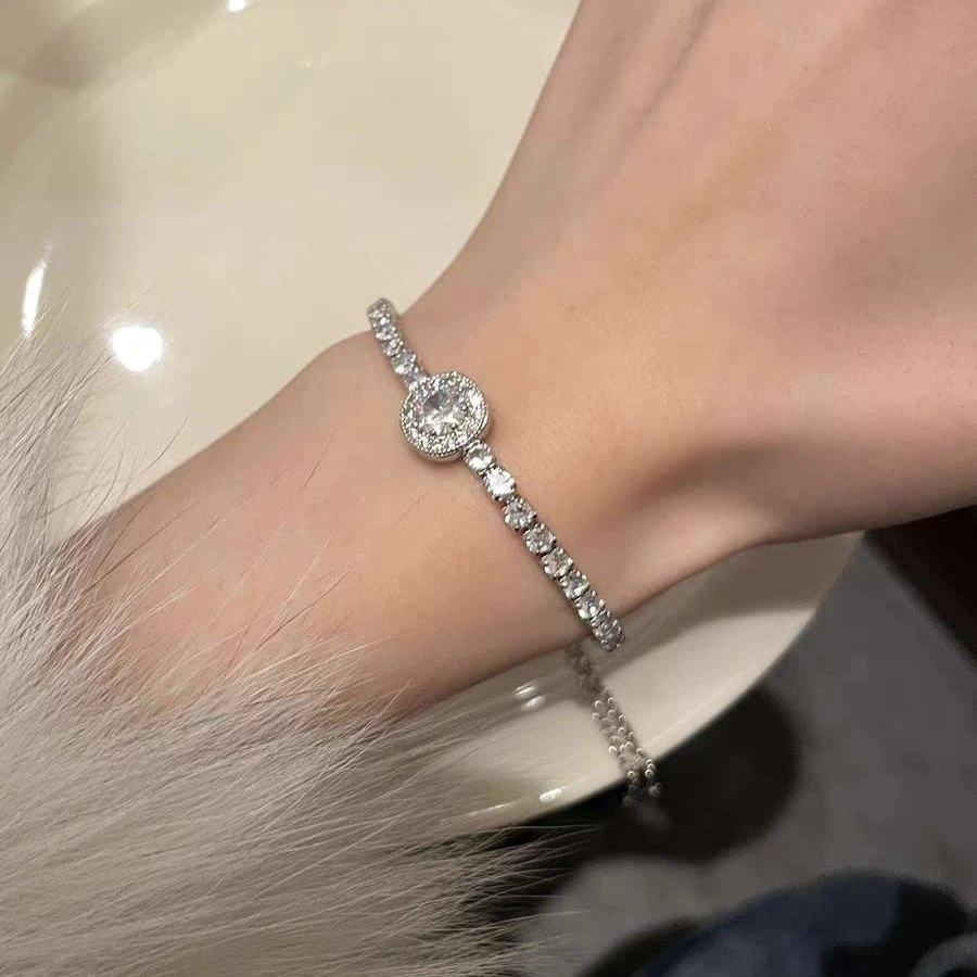 钛钢合成锆石手链 女款小众高级感手环轻奢冷淡风配饰女银色首饰