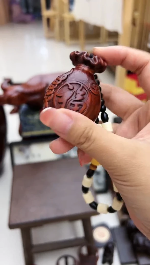 【闪购商品】紫檀钱袋淘多奇好物