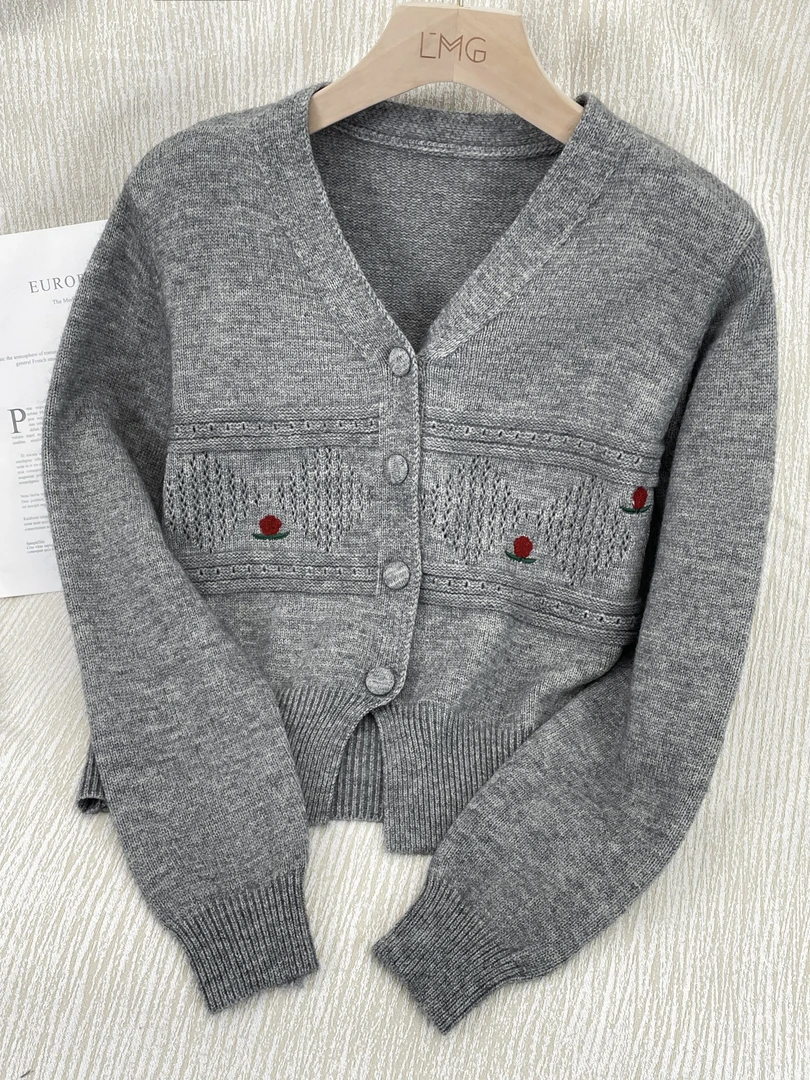 安妮心事 针织衫2024秋季时尚百搭休闲V领长袖上衣CY-254013