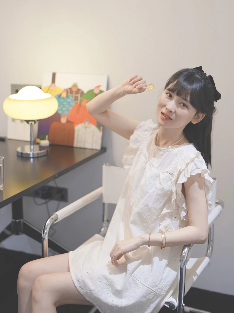 奶油夏日~法式小飞袖连衣裙气质设计感短裙