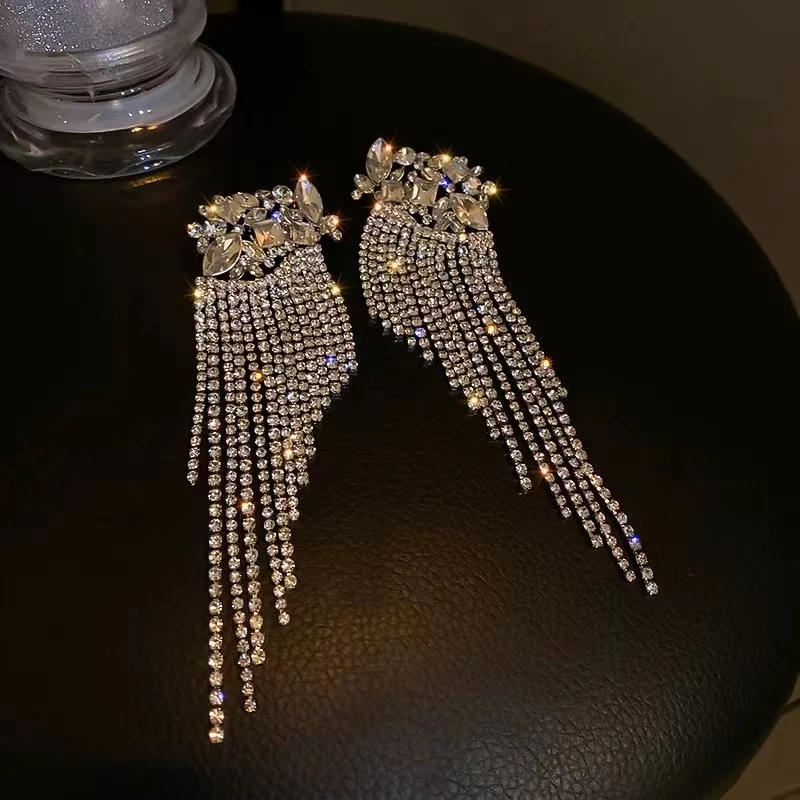 合金婚庆饰品 耳针重工精致百搭白纱新娘耳饰B91