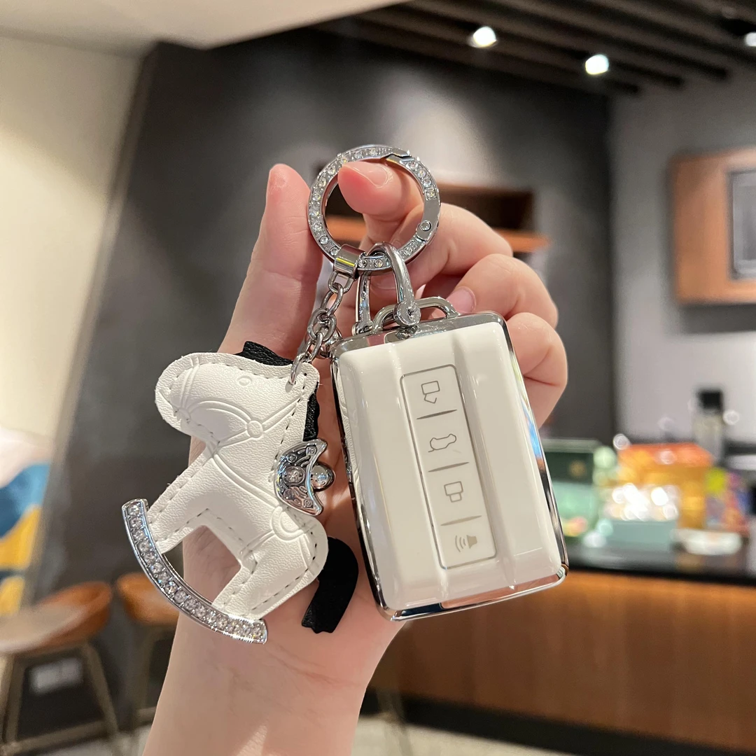 适用于22/24款坦克300钥匙套新款坦克500汽车保护壳高档扣男女包