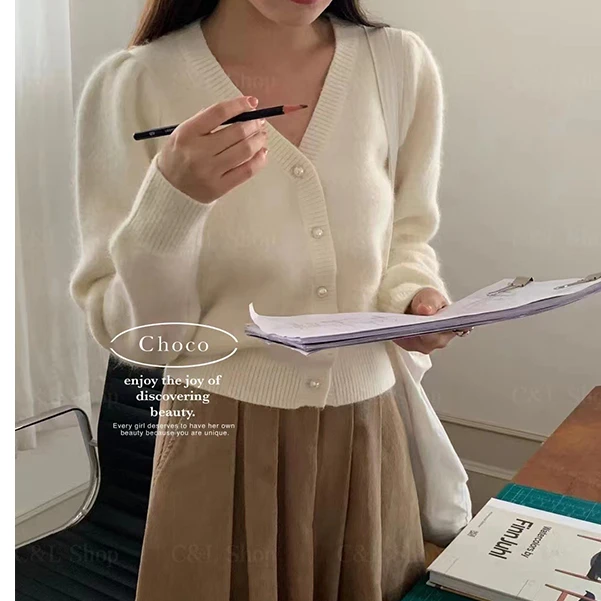 法式甜美减龄针织毛衣外套女秋冬新款纯色百搭设计感外搭开衫上衣