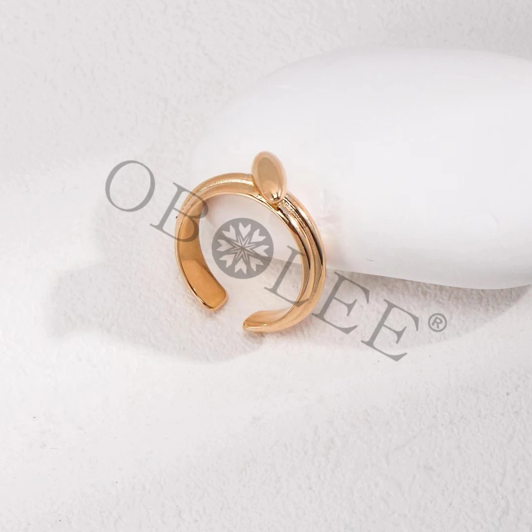 925银戒指 时尚简约金色素款气质轻奢百搭经典个性精致中古高级感