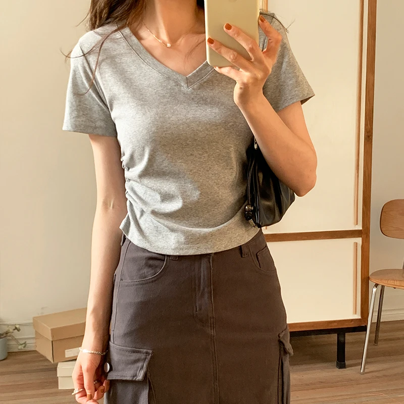 40支精梳棉褶皱收腰V领正肩t恤女百搭修身显瘦短款辣妹纯色上衣