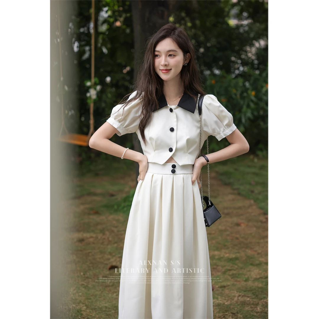 【现货！瞎卖！】茉茉《南法花园》小香风套装女衬衫半身裙两件套