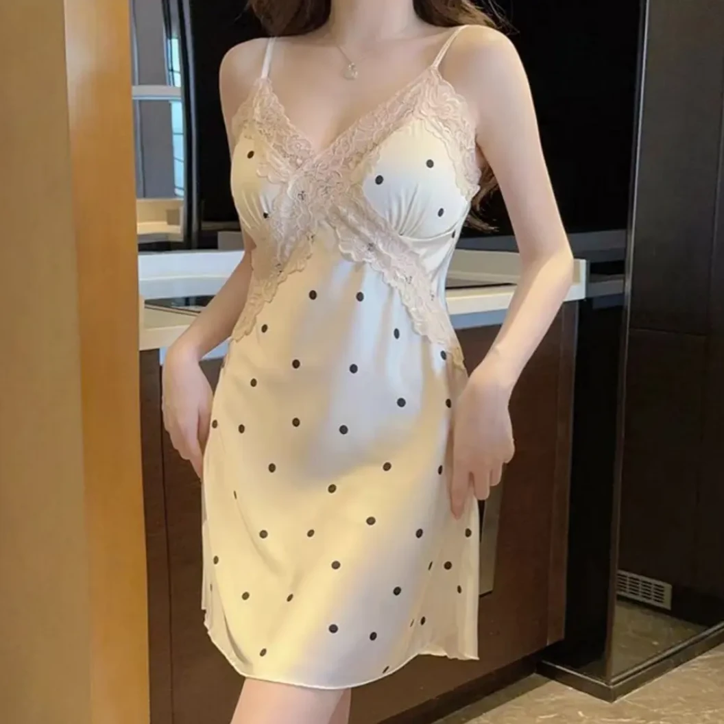 性感蕾丝冬季打底睡衣女新款吊带睡裙带胸垫纯欲风情调薄款hm