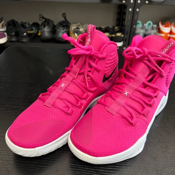 42码 全新 Nike Hyperdunk X粉色