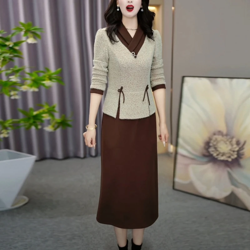贵妃绒女款气质服装2024秋冬新款显瘦减龄加厚打底假两件连衣裙子