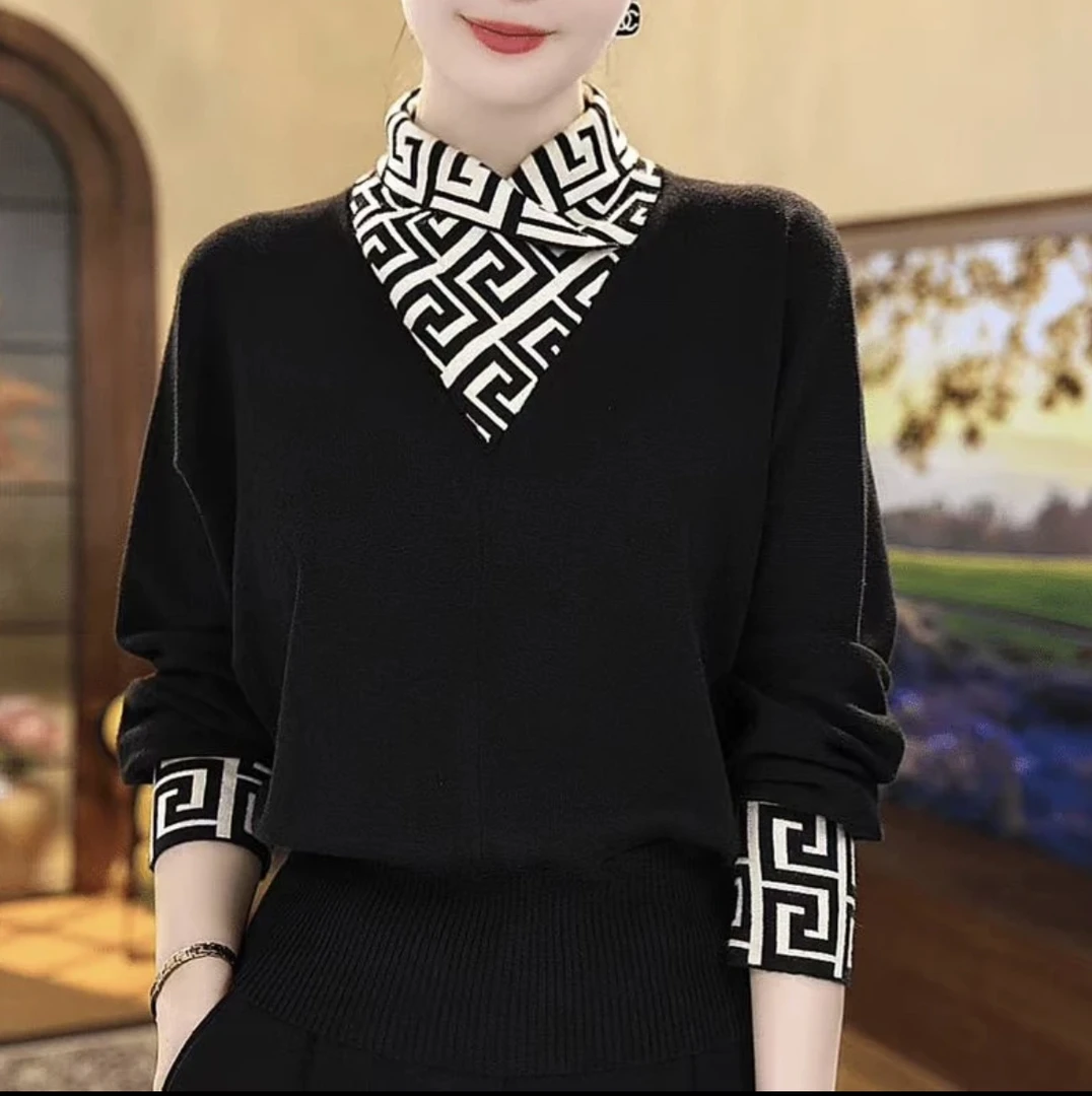 2025秋冬新款爆款V领拼接长袖修身时尚大码洋气百搭打底衫上衣