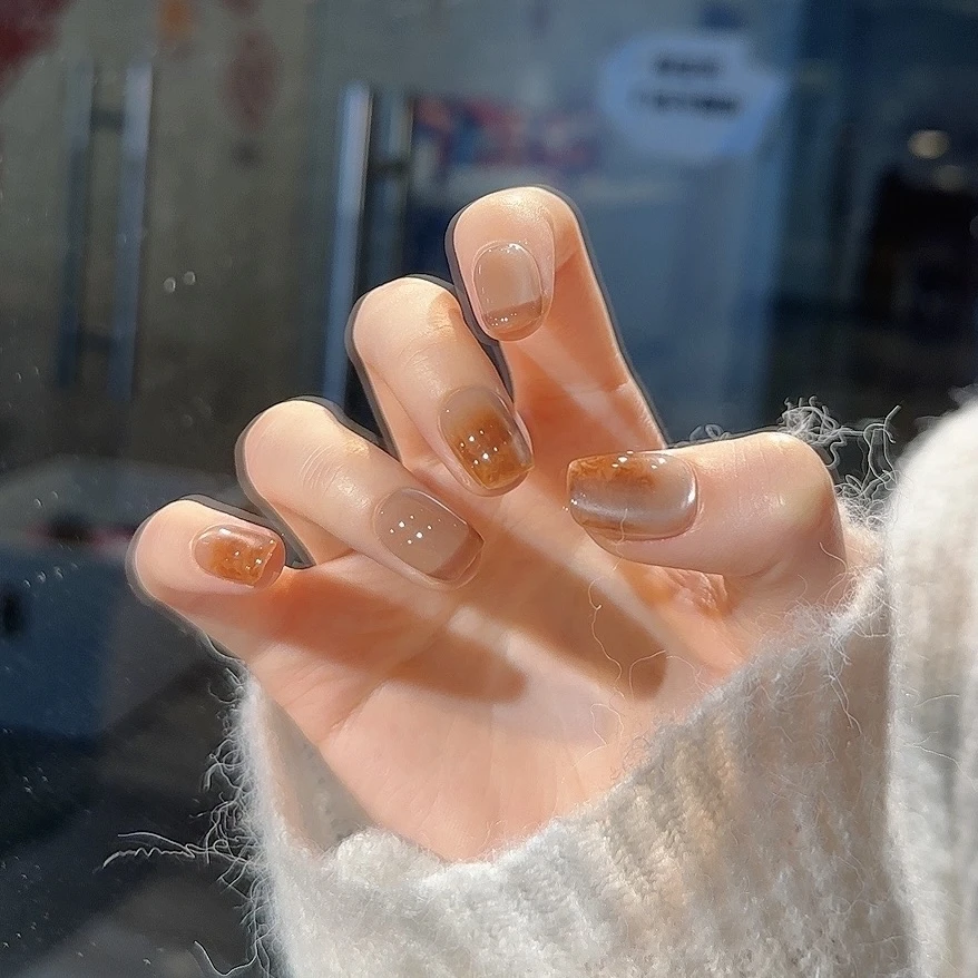 【琥珀】三仟手工穿戴甲 法式边晕染猫眼美甲 秋冬显白气质款