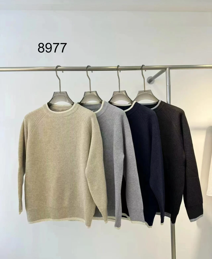 【代莹优选】8977高级感拼接圆领针织衫男秋冬季加厚打底毛衣男