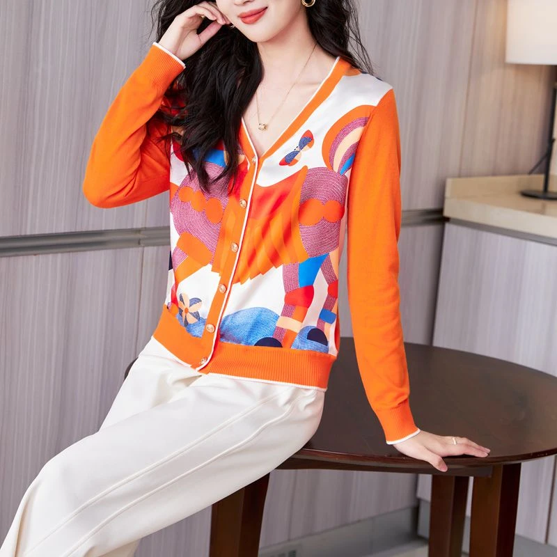 2025春季新品长袖休闲女士复古印花百搭显瘦拼色外套-201二店