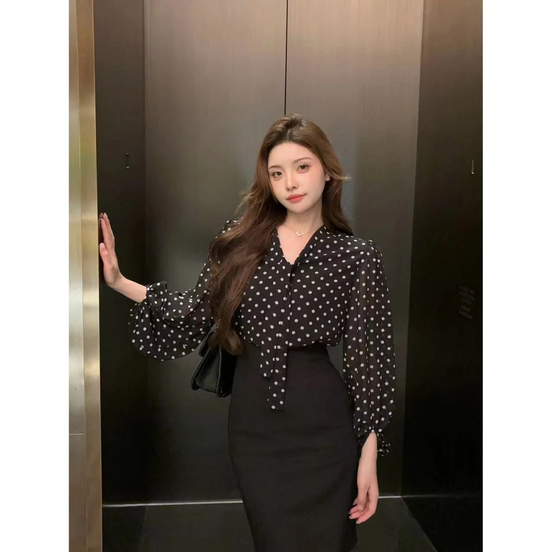 SZA【旧日时光】秋季新款时尚洋气领结宽松波点雪纺长袖衬衫A-1041