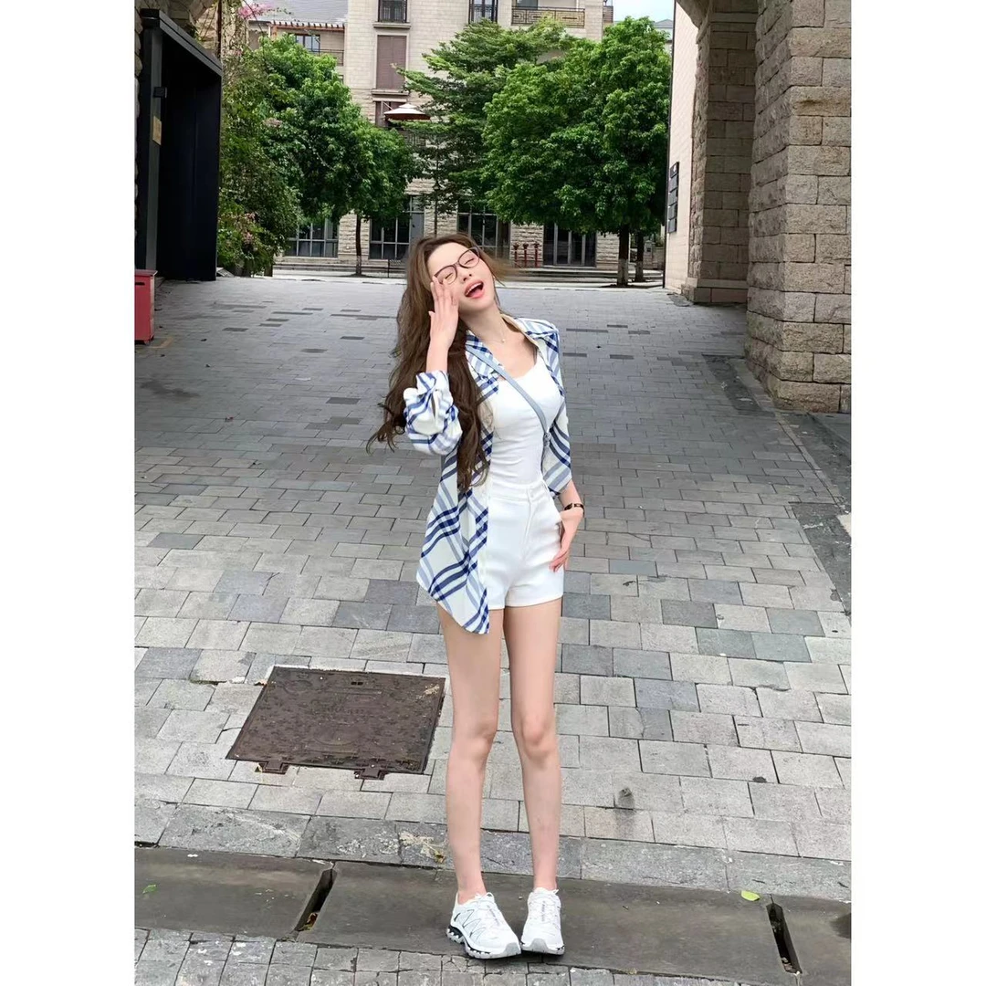 SZA【空灵蝶后】秋季新款蓝白格纹休闲慵懒风显瘦长袖衬衫A-1016