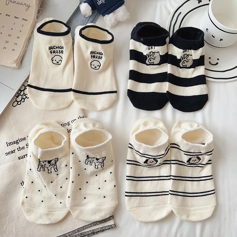 可爱小狗白色袜子女浅口短袜纯棉夏季薄款防滑不掉跟夏天隐形船袜