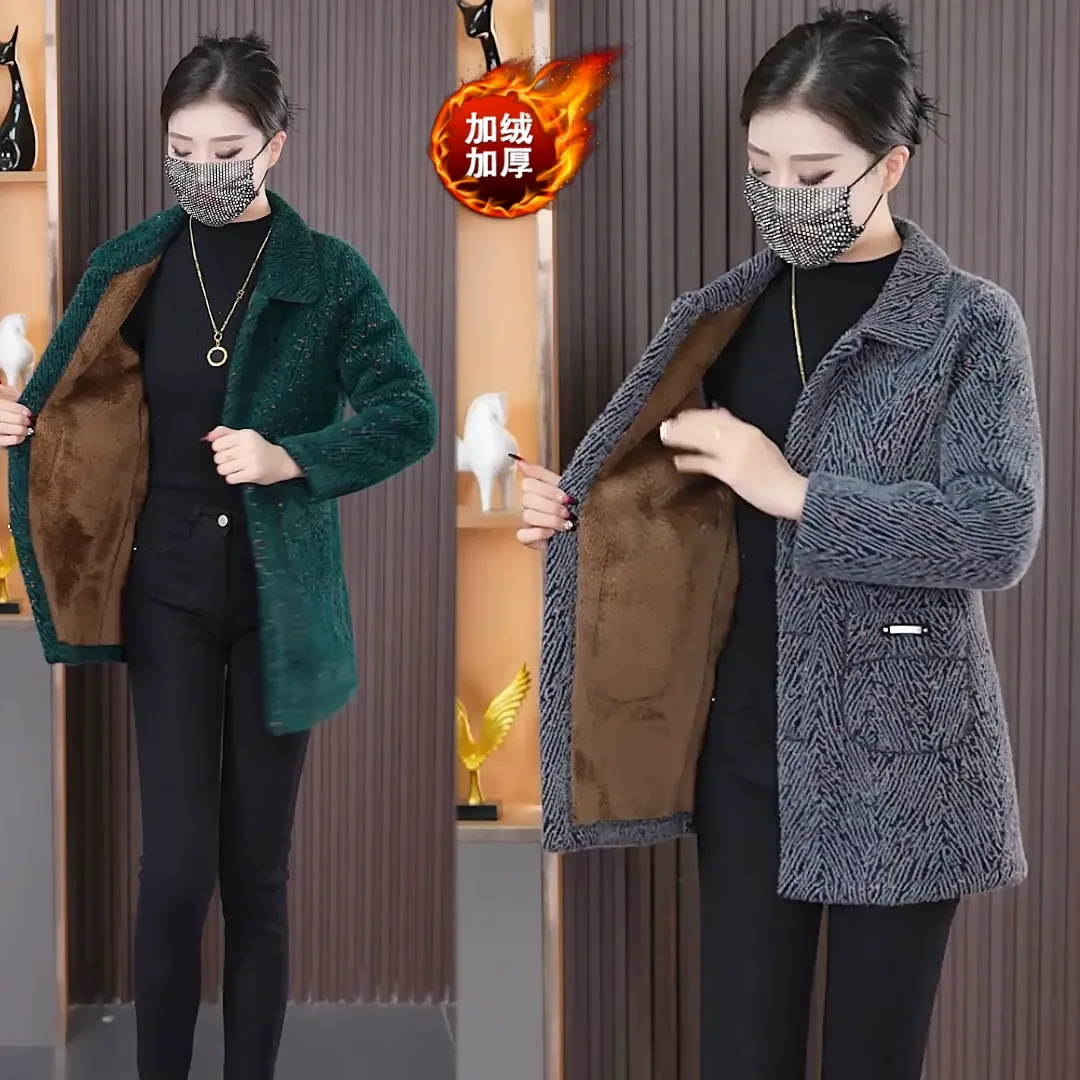 2025新款妈妈装中老年女装加绒中长款加厚保暖过冬婆婆上衣外套