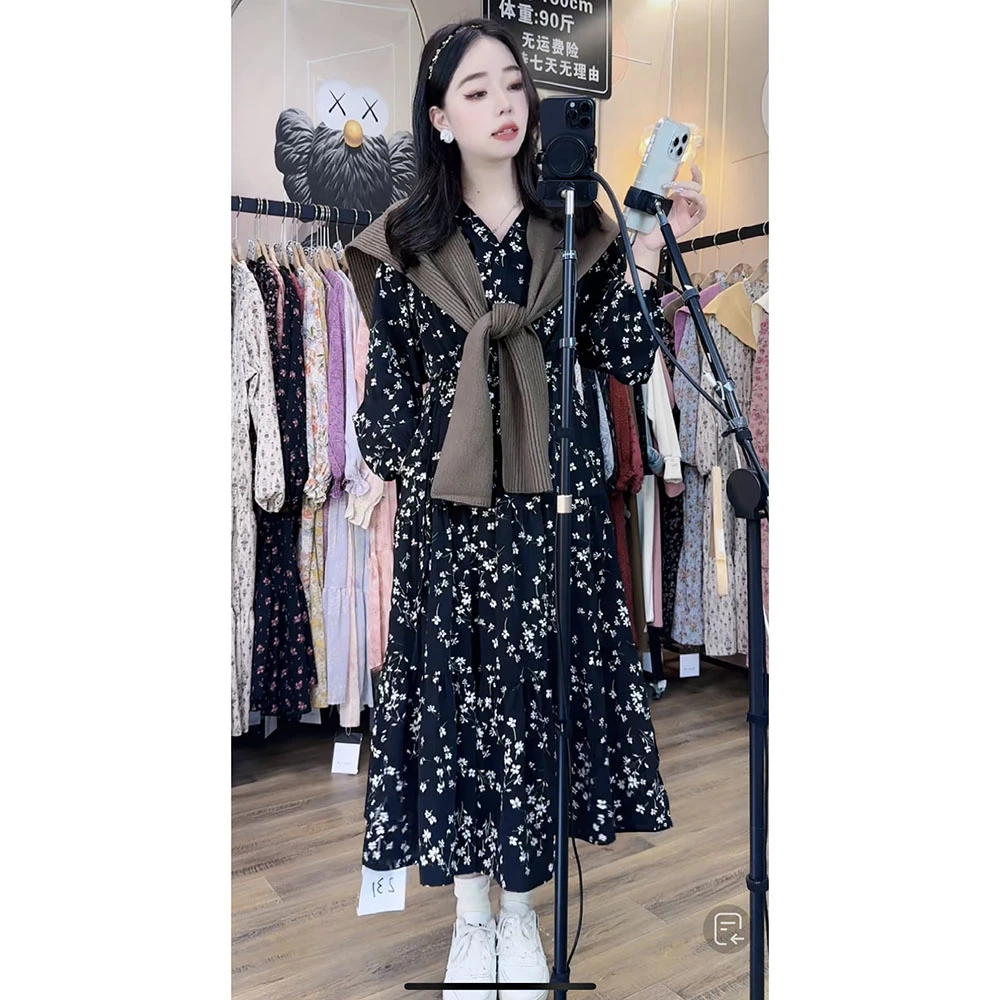 碎花界经典小黑裙2024秋冬新品