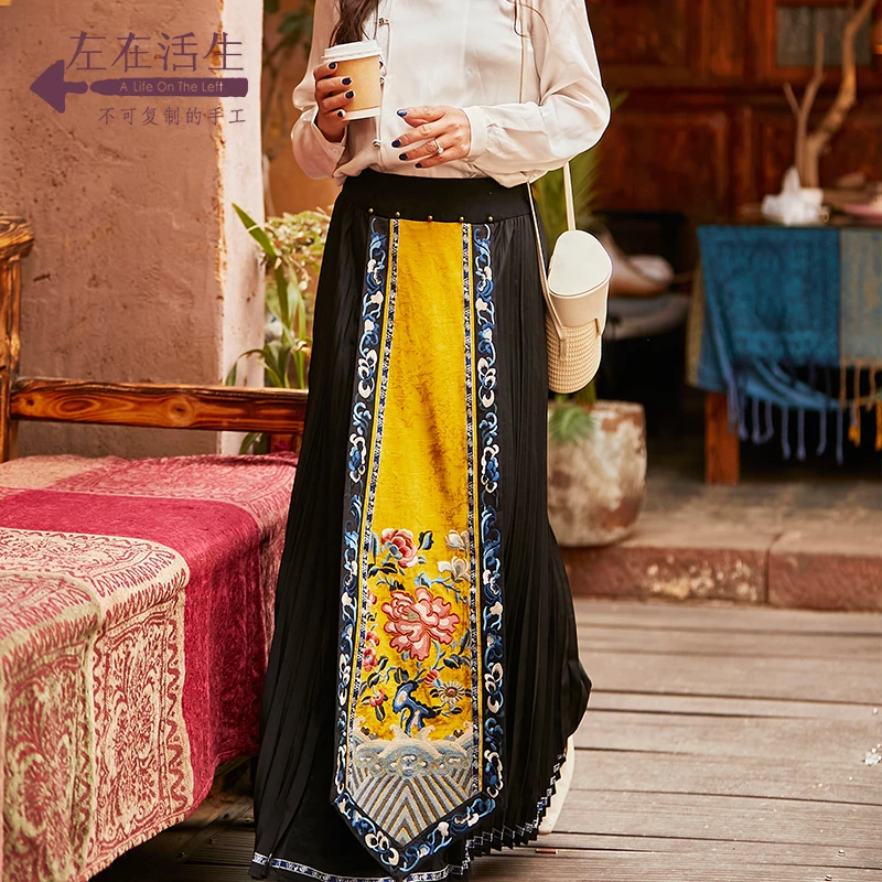 【马面裙】主生活在左精致牡丹刺绣优雅复古秋冬马面裙半身1931352