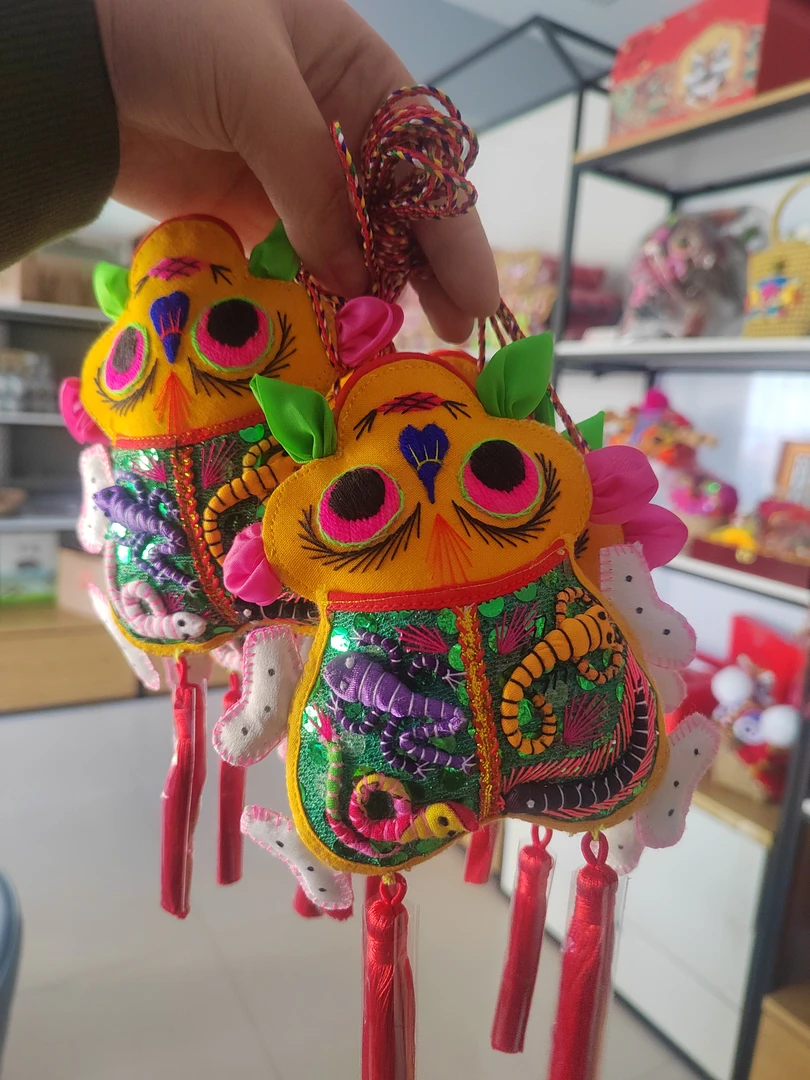 手工传统五毒蟾蜍香包