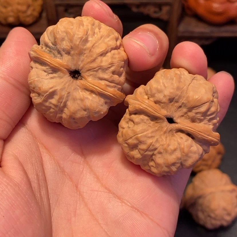 【闪购商品】文玩核桃吊坠大**儿
