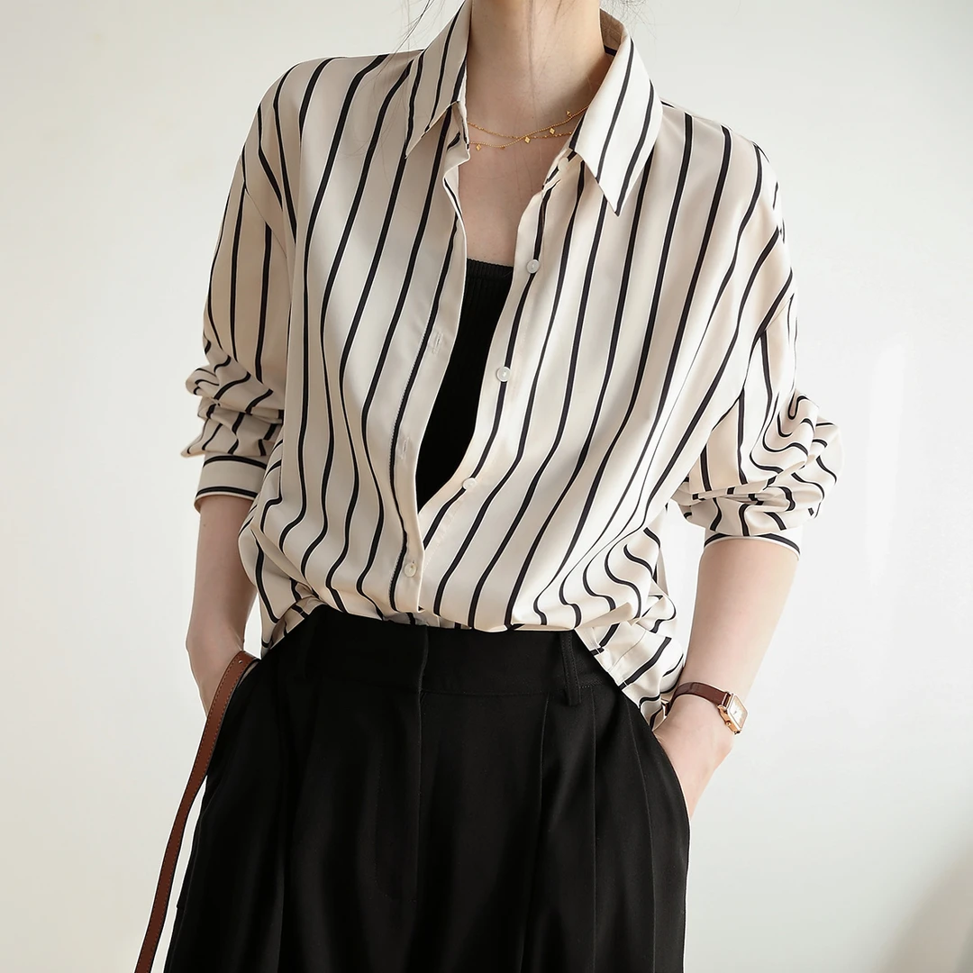 条纹复古秋季新款长袖衬衫女上衣宽松叠穿韩版衬衫外套高级感C650