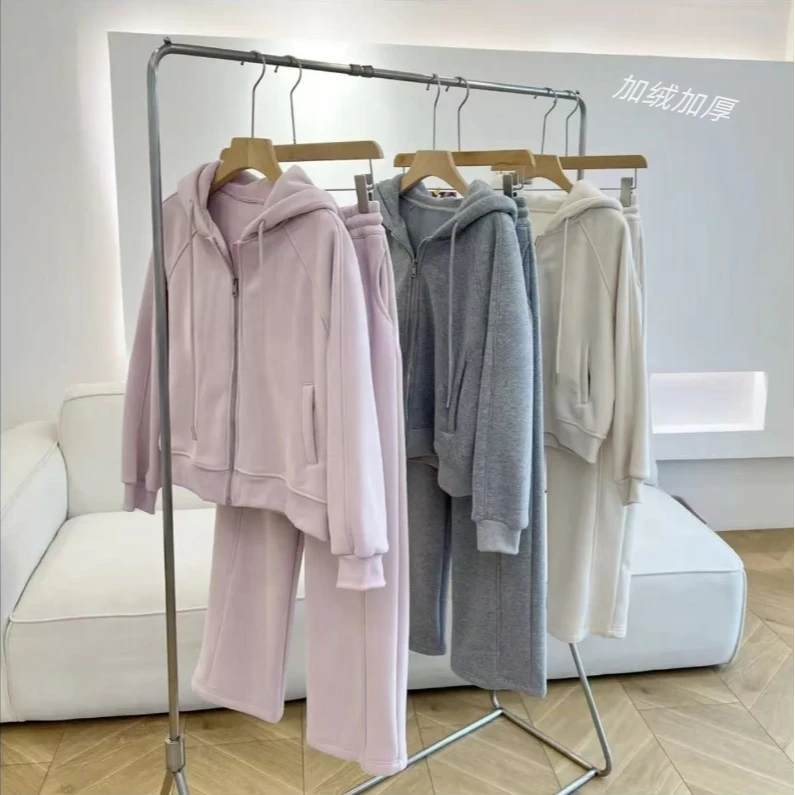 冬季休闲女茶系穿搭加绒加厚连帽百搭卫衣套装别致长裤两件套女5