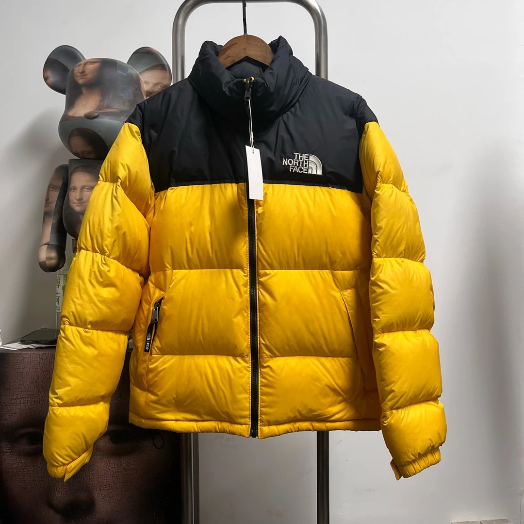 北面暴力橙羽绒服 h2516 尺码：L 衣长63 胸围56