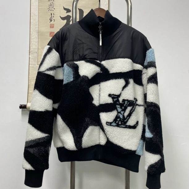 Louis Vuitton Lv24新款泰迪外套 H2104 尺码：M 衣长67 胸围62