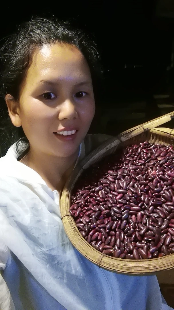 农家自种红豆云南高原红豆新 包邮