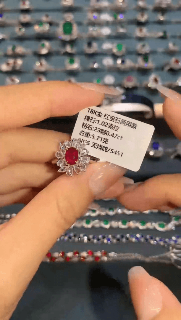 【闪购商品】红宝石戒指18K金镶嵌T***y戒指