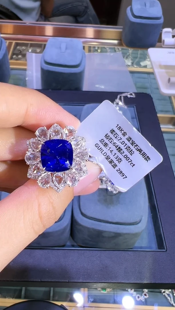 【闪购商品】蓝宝石戒指18K金镶嵌全款115000尾款35000