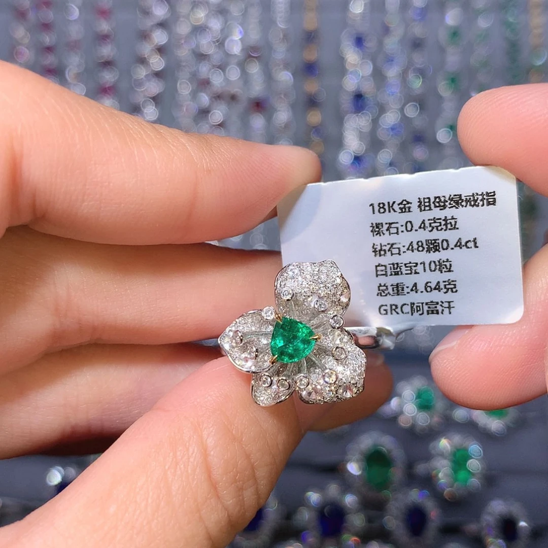 【闪购商品】祖母绿戒指18K金镶嵌