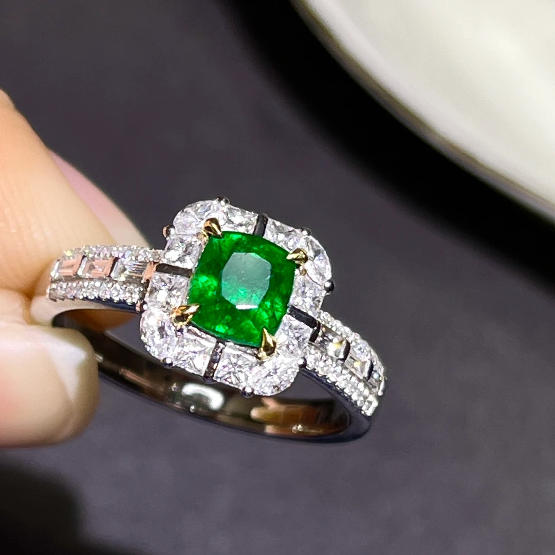 18K金1.06克拉天然VVG祖母绿戒指浓绿尊贵气质婉约首饰品精美高端