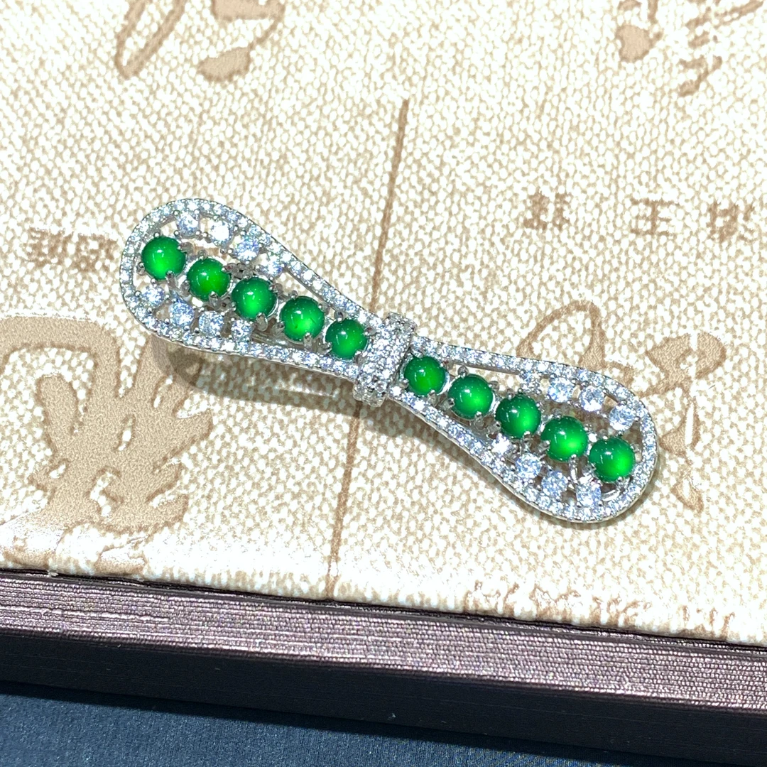 妞妞珠宝严选-S925银镶翡翠发卡设计款（无鉴赏期多样性发货一件）