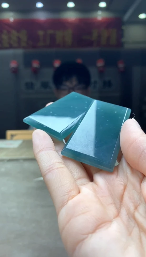 【闪购商品】定制翡翠未镶嵌多样性发货【只发一件】 *s9