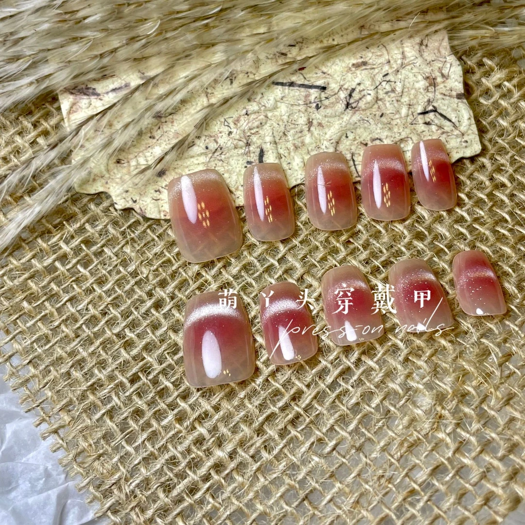 粉色腮红微笑猫眼萌秋冬淡颜丫头穿戴甲
